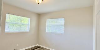 1506 Barbara Avenue Gallery 32