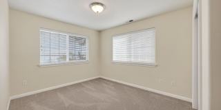 Clean 2 Bedroom. 2 bath apartment Gallery 25