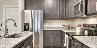 Pines at Glen Laurel Luxury Apartments Gallery 19