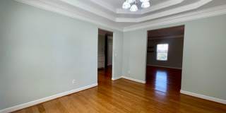 Stunning 4 Bedroom, 2.5 Bath Home Just 3 Blocks to Chesapeake Bay Gallery 15