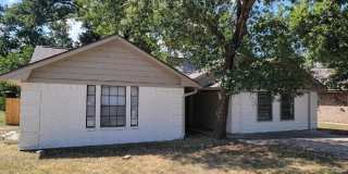 1100 Hardwood Lane Gallery 1