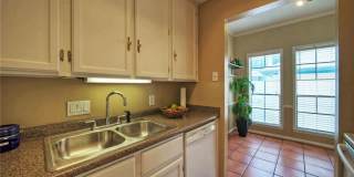 711 W 21st Unit 205 Gallery 17