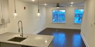 Stunning 2-Bed Condo with Private Roof Deck in Norris Square! Available mid-July! Gallery 5
