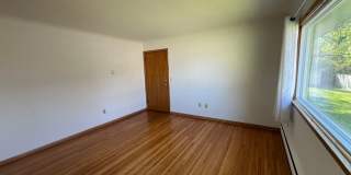 Pinewood Apartments Gallery 13