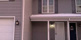 3-bed, 2.5-bath townhouse in Tolono! Gallery 1