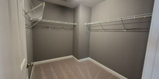 NEW LISTING!!!!! Gallery 17