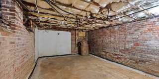 1718 Scales Street Gallery 34