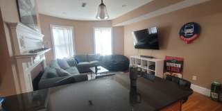 Massive Luxury Apt in Packards Corner Near BU!  Central AC & Heat, XL Rooms! Gallery 4