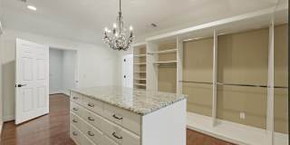 1701 WALNUT AVENUE Gallery 46