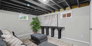 6933 Melrose Avenue Gallery 21