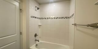 Room in 3 Bedroom Home at Audubon Park Dr Room in 3 Bedroom Home at Audubon Park Dr Gallery 23