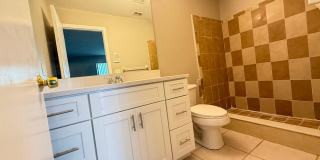 Spacious 3/2.5 Town Home in Meadow Woods! Available Now! Gallery 13
