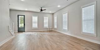 930 S College Avenue Gallery 7