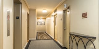The 925 Apartments Gallery 16