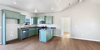 Brand-New 2-Bed Home – Move-In Ready & Pet-Friendly Gallery 1