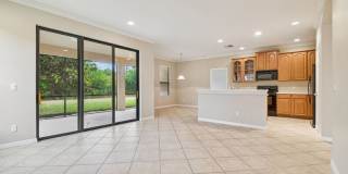 127 Silver Falls Drive Gallery 7