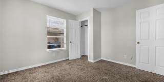 1602 W Elm Street Gallery 13