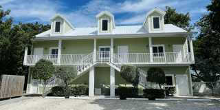 102940 Overseas Highway Gallery 1