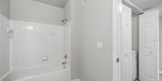 1195 VILLAGIO CIRCLE Gallery 29