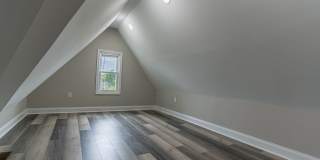 Spacious 6-Bedroom Home – Perfect for Large Families or Groups! Gallery 24