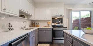 Sherwood Station Apartments Gallery 4