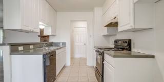 1203 N Nolan River Road Gallery 6