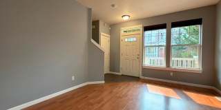 Bright 2-Bed, 2.5-Bath Beaverton Townhouse with Attached Garage & AC Gallery 3