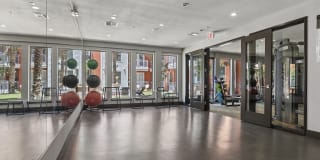 Southtown Flats Gallery 25