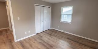 3 Bedroom Southside Duplex Gallery 23