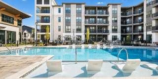 District South Apartments & Townhomes Gallery 1