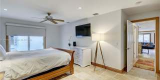 309 Oak St Gallery 36