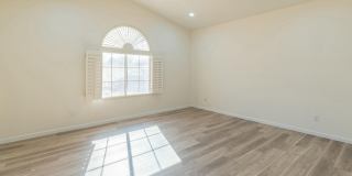 5610 W Gail Drive Gallery 25