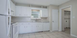 5471 Buena Vista Ave Milton: MOVE-IN SPECIAL: HALF OFF YOUR FIRST FULL MONTH’S RENT! Gallery 11