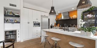 2065 Watsonia Ter Gallery 10