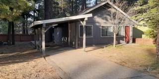 3 bedroom cabin with carport Gallery 1