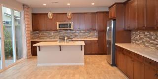 4BD+Loft/3Bathrooms, Sea Glass Blue Strand Gallery 4