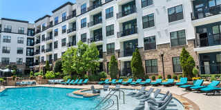 2700 Charlotte Ave Apartments Gallery 2