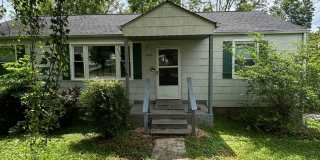 Tranquil Home in South Knoxville! Gallery 1