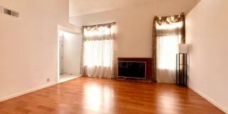 Beautiful Home With Large Yard  2 Car Garage Gallery 1