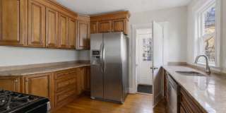 71 Chilton Street Gallery 7