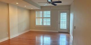 2-Bedroom, 2 Bath Unit for Rent in Denver, CO | Fitness center & Modern Kitchen Gallery 4