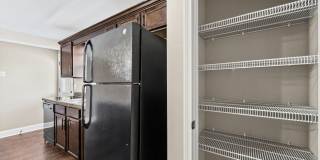 Pet Friendly Two Bedroom! Gallery 12