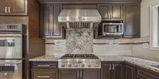 Immaculate Menlo Park house for rent now! $9,100 Gallery 14