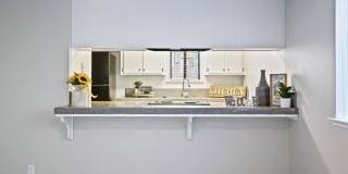 Riverwoods Apartments Gallery 22