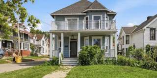 Spacious Updated 3-Bedroom Pet-Friendly Home with Central Air, Original Woodwork & 1,800 Sq. Ft. Gallery 1