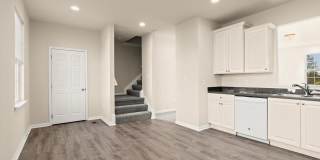 1 KARENDALE Court Gallery 34