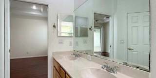 9512 Greenpointe Drive Gallery 61