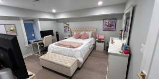 5830 HENRY Gallery 5