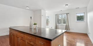 1132 W 13th Street Gallery 8