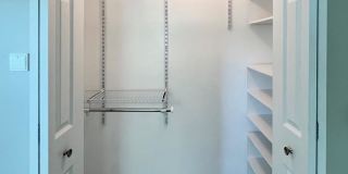 20301 Shelburne Road Gallery 13